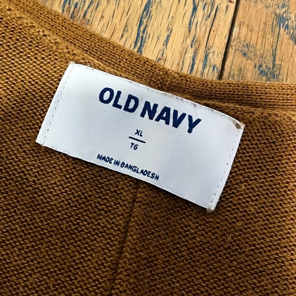 Old Navy Brown V-Neck Lightweight Sweater – Size XL - Picture 2 of 8